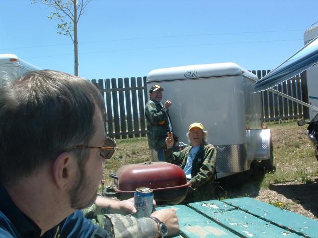 S_Gordie n Grub.JPG